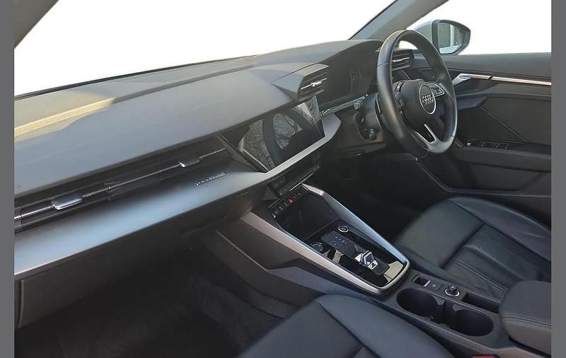 Used Audi A3 Sport 190 HP (139 kW) 2021 Silver Sedan