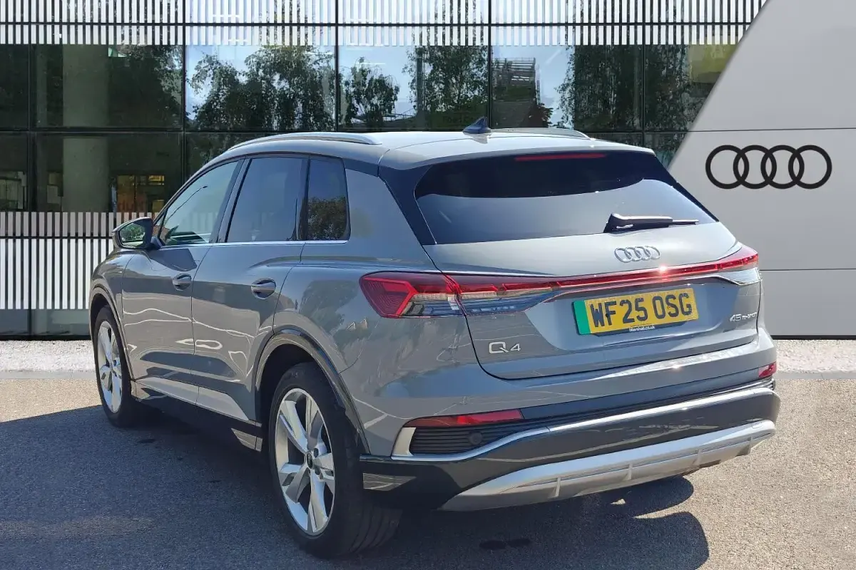 Used Audi Q4 e-tron S-Line 210 kW (286 HP) 2025 Grey SUV