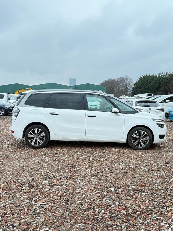 Used Citroën C4 2016 White Hatchback