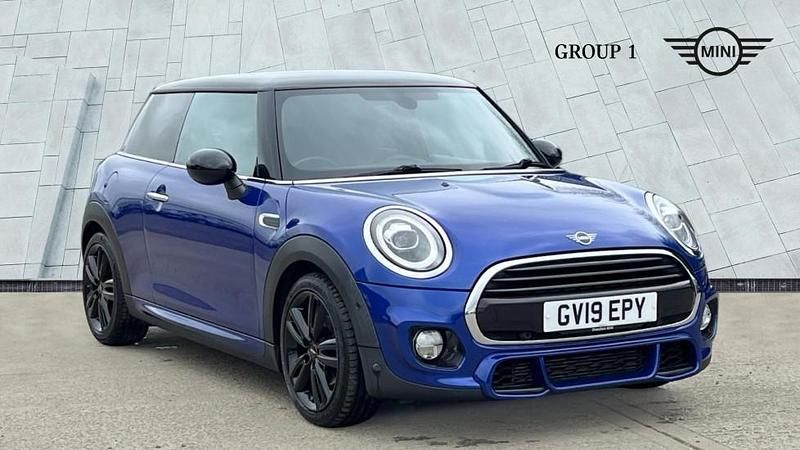 Used Mini Cooper Hatch 134 HP (98 kW) 2019 Blue Hatchback