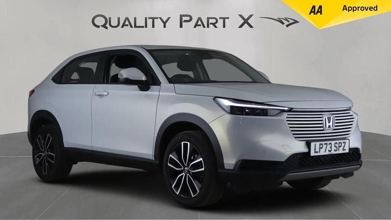 White Used 2024 Honda HR-V Elegance SUV | £21,279 (Fair price) - Image 1/4