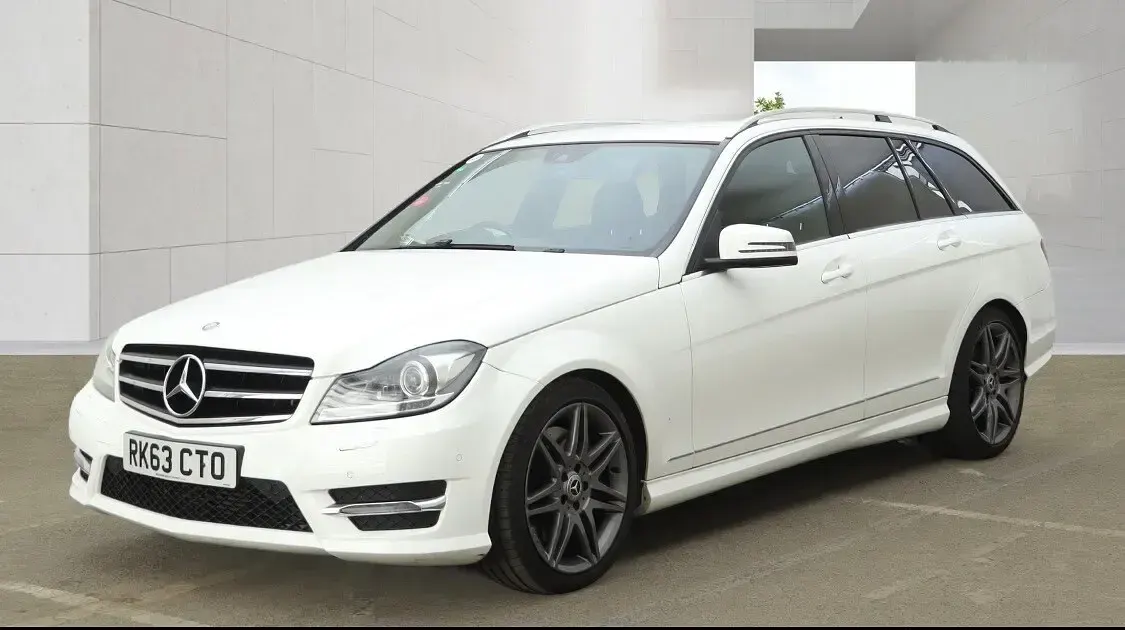 Used Mercedes C250 AMG 204 HP (150 kW) 2013 White Estate