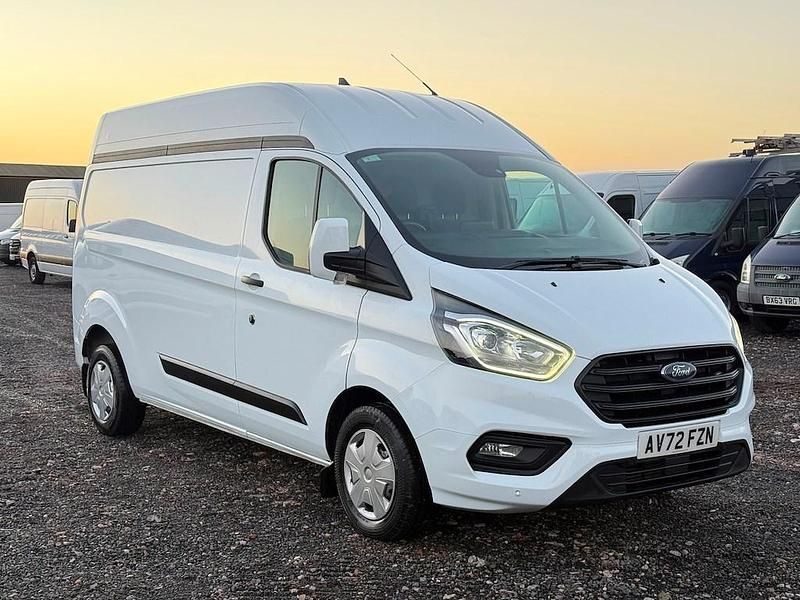 White Used 2022 Ford Transit Custom Trend Van | £11,475 (Good price) - Image 1/3