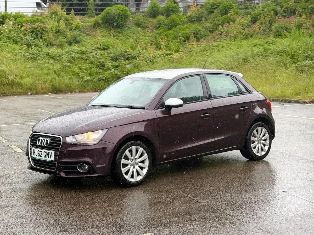 Used Audi A1 Sport 105 HP (77 kW) 2012 Red Hatchback