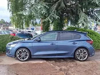 Used Ford Focus ST-Line X 125 HP (91 kW) 2024 Blue Hatchback