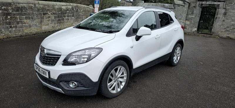 Second-hand Vauxhall Mokka 115 CP (84 kW) 2016 Alb SUV