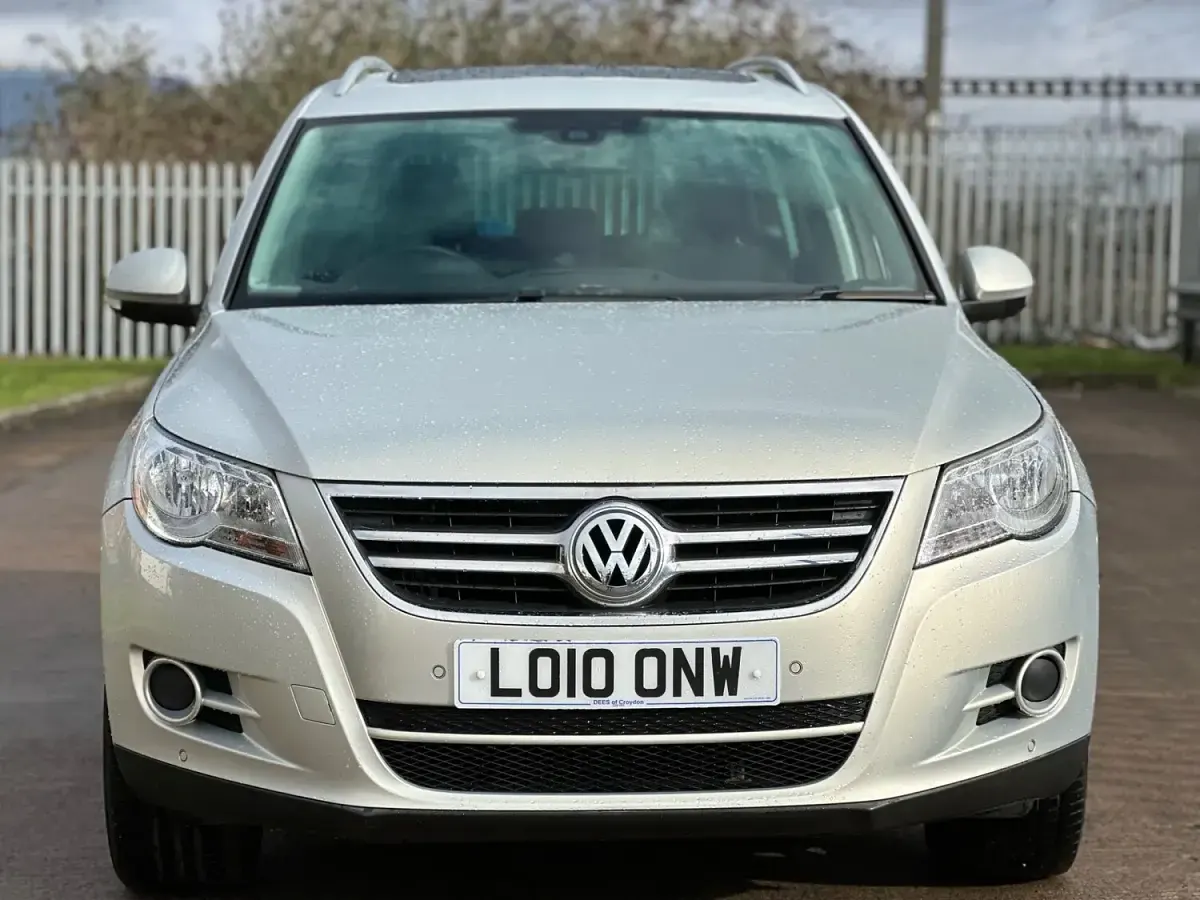 Used VW Tiguan Match 140 HP (102 kW) 2010 Silver SUV