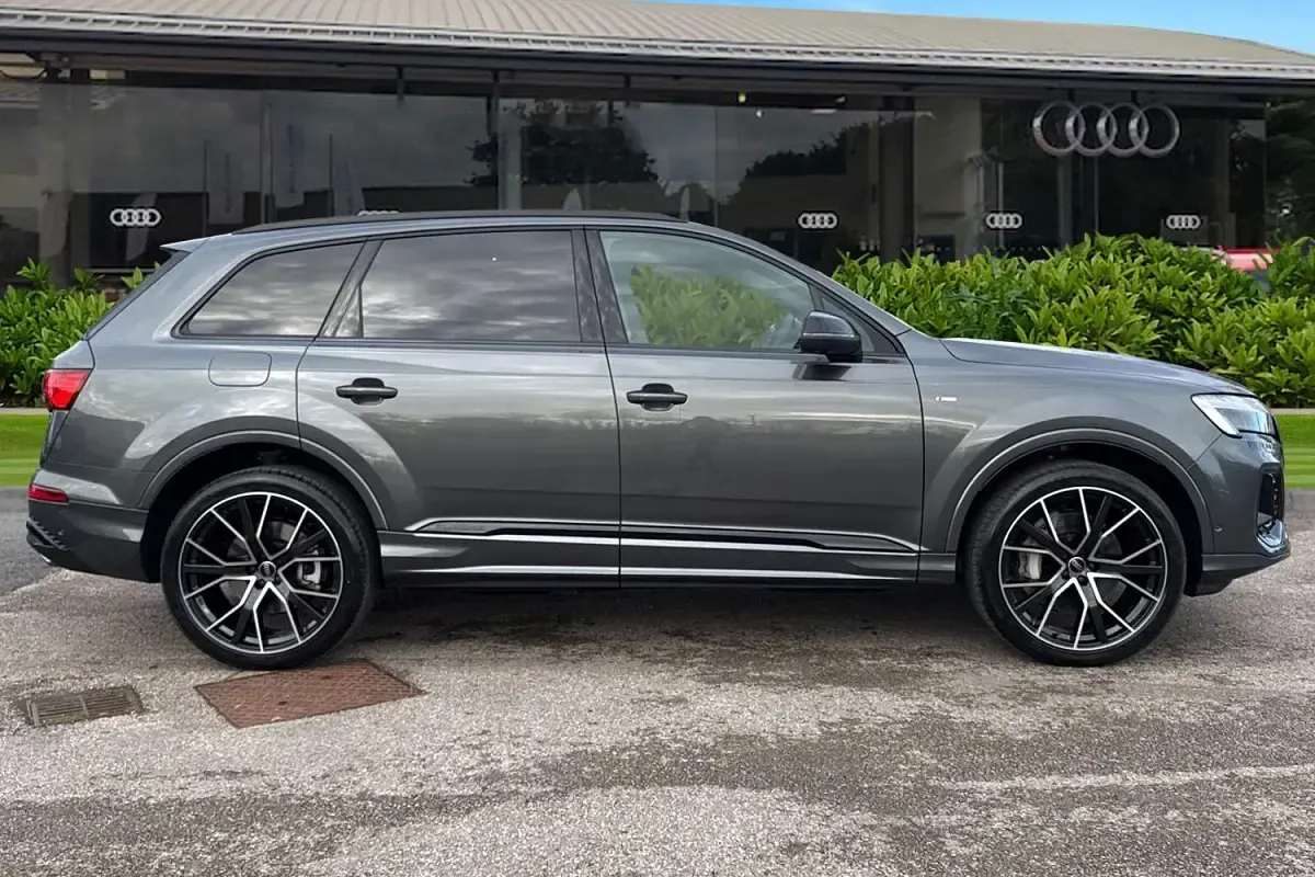 New Audi Q7 Black Edition 2026 Grey SUV