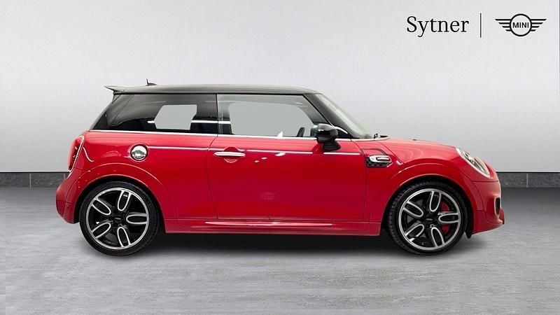 Used Mini John Cooper Works Hatch 228 HP (167 kW) 2018 Red Hatchback