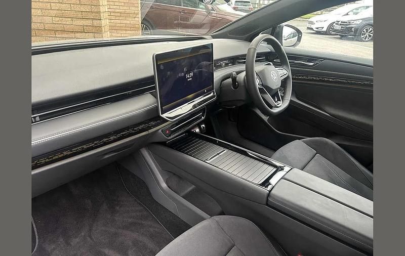 New VW ID.7 Pro 210 kW (286 HP) 2025 Silver Estate