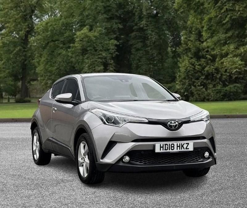 Second-hand Toyota C-HR 116 CP (85 kW) 2018 Argintiu SUV