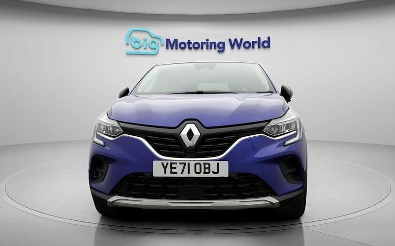 Used Renault Captur Iconic 91 HP (66 kW) 2021 Blue SUV