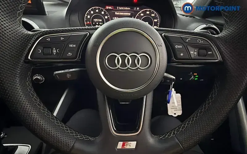 Used Audi Q2 S-Line 150 HP (110 kW) 2023 Blue SUV