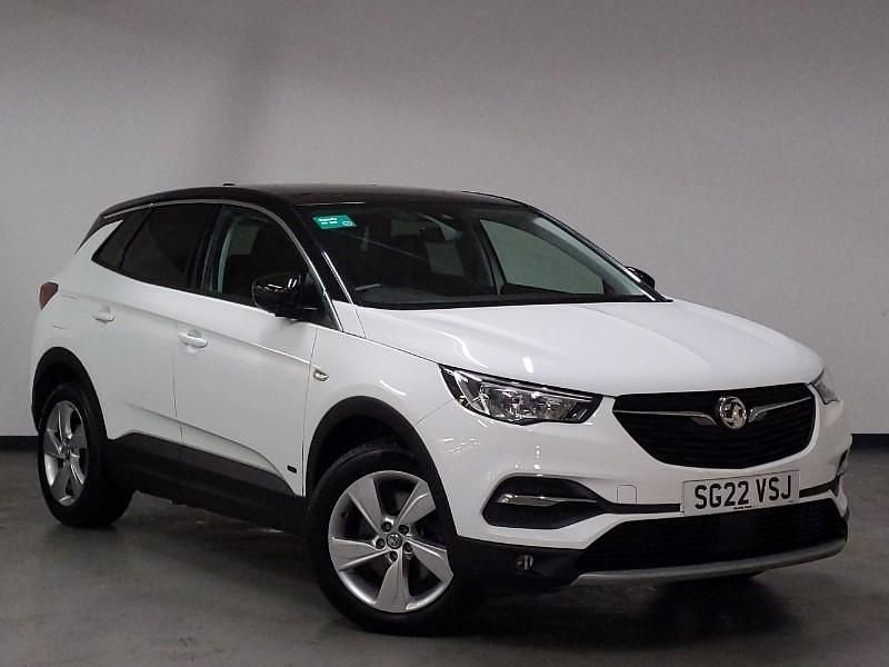 White Used 2022 Vauxhall Grandland X Business Edition SUV | £12,998 (Good price) - Image 1/4