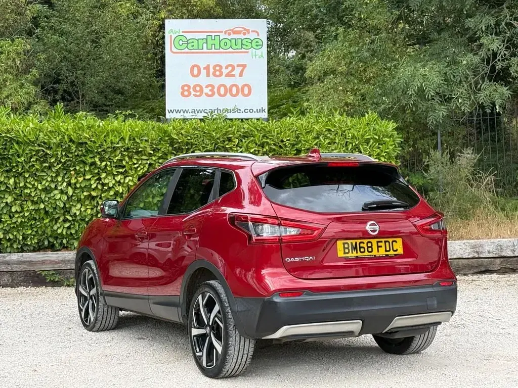 Used Nissan Qashqai Tekna 2019 Red SUV