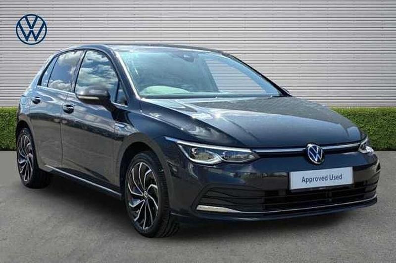 Used VW Golf VIII Edition 130 HP (95 kW) 2023 Grey Hatchback