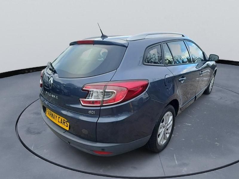 Used Renault Mégane GrandTour Dynamique 110 HP (80 kW) 2015 Grey Estate