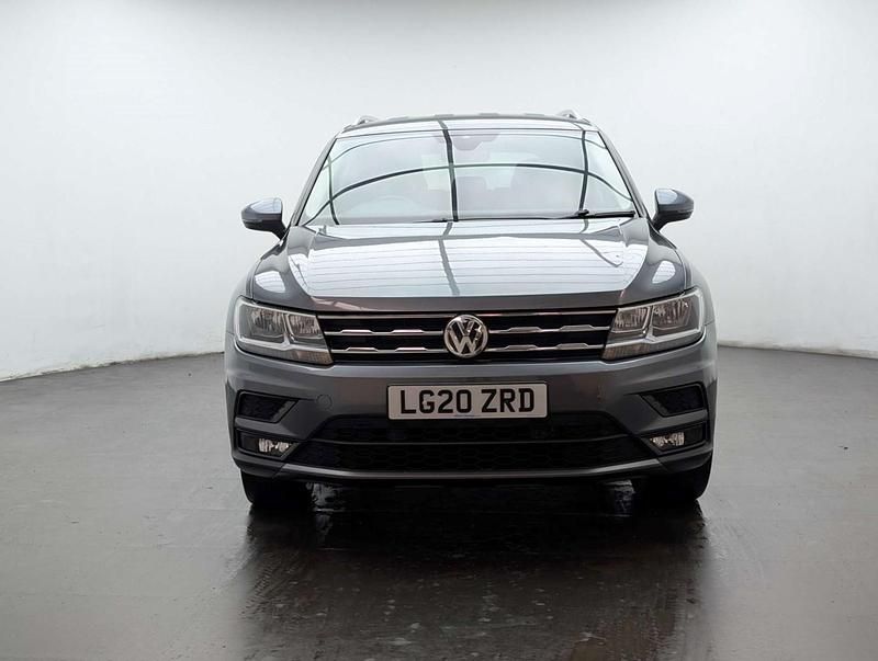 Usado VW Tiguan Allspace Match 150 HP (110 kW) 2020 Cinzento SUV
