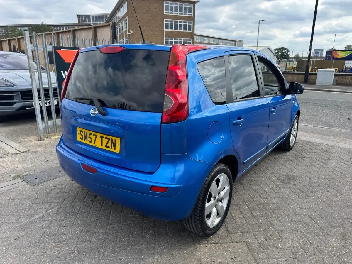 Used Nissan Note Tekna 110 HP (80 kW) 2008 Blue Hatchback