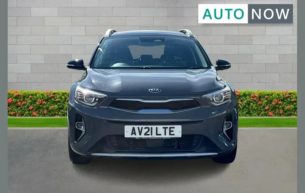 Used Kia Stonic 117 HP (86 kW) 2021 Grey SUV