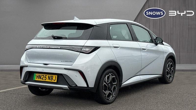 Used BYD Dolphin Boost 129 kW (176 HP) 2025 White Hatchback