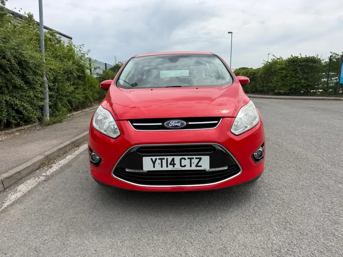 Used Ford C-MAX Titanium 140 HP (102 kW) 2014 Red MPV