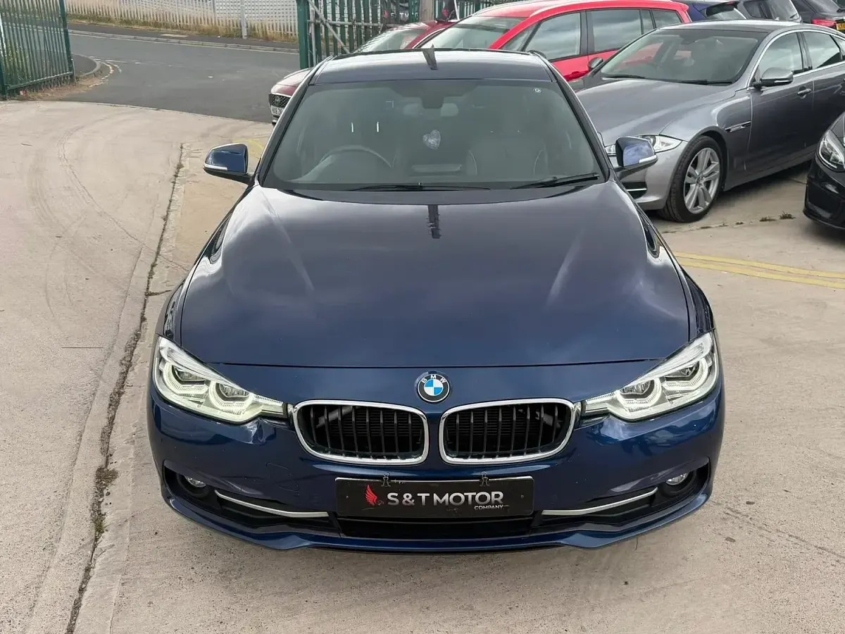 Used BMW 320 Sport Line 187 HP (137 kW) 2015 Blue Sedan