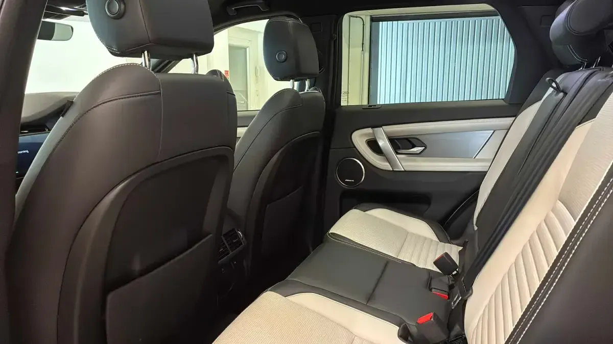 Used Land Rover Discovery Sport HSE Dynamic 2025 Silver SUV