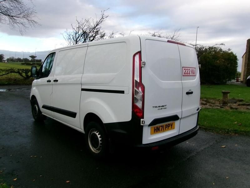 Used Ford Transit Custom 105 HP (77 kW) 2021 White Van