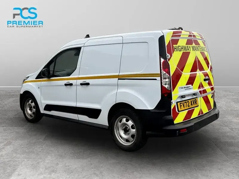 Used Ford Transit Connect 100 HP (73 kW) 2022 White MPV