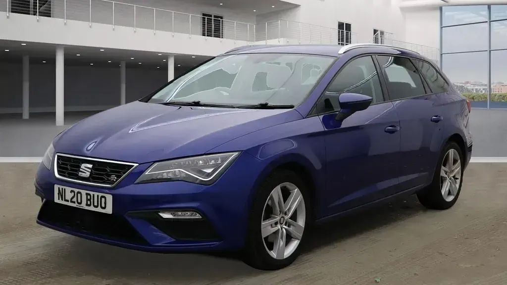 Used Seat Leon FR 150 HP (110 kW) 2020 Mystery blue Estate