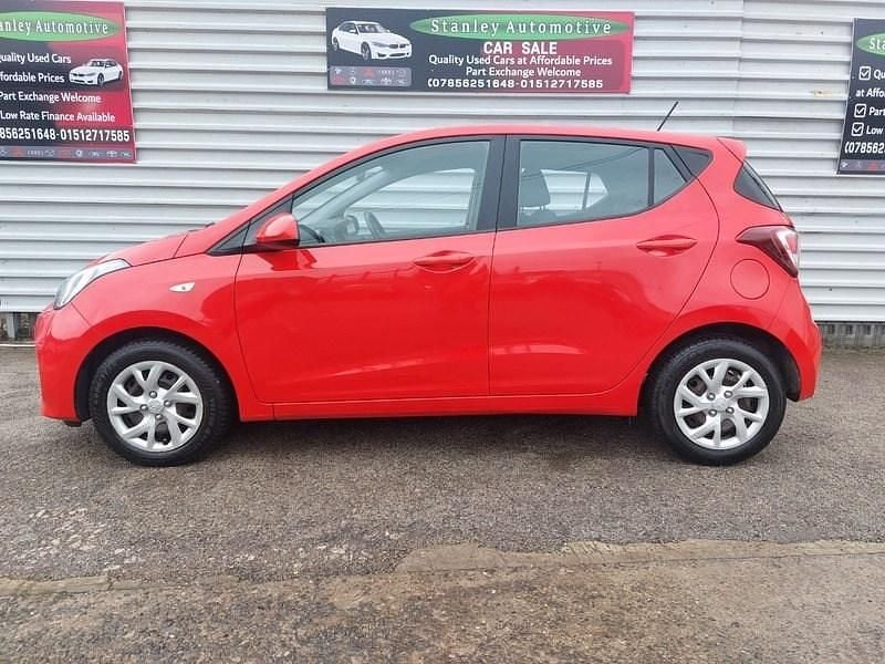 Used Hyundai i10 SE 2019 Red Hatchback
