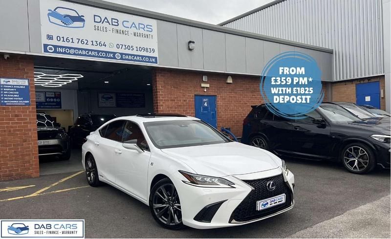 White Used 2019 Lexus ES300H Sport Line Sedan | £18,250 (Fair price) - Image 1/3