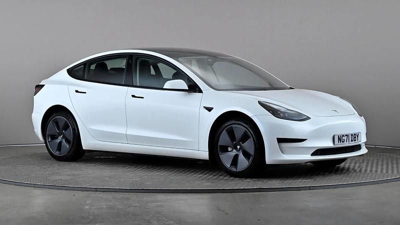 White Used 2021 Tesla Model 3 Standard Range Sedan | £15,898 (Fair price) - Image 1/4