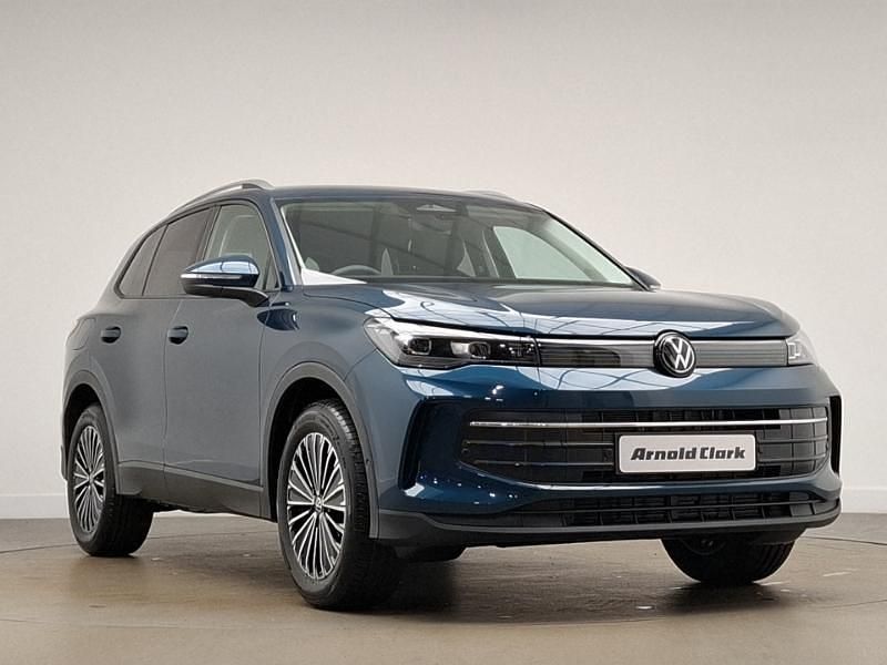 Blue New 2025 VW Tiguan Match SUV | £35,095 (Super price) - Image 1/4