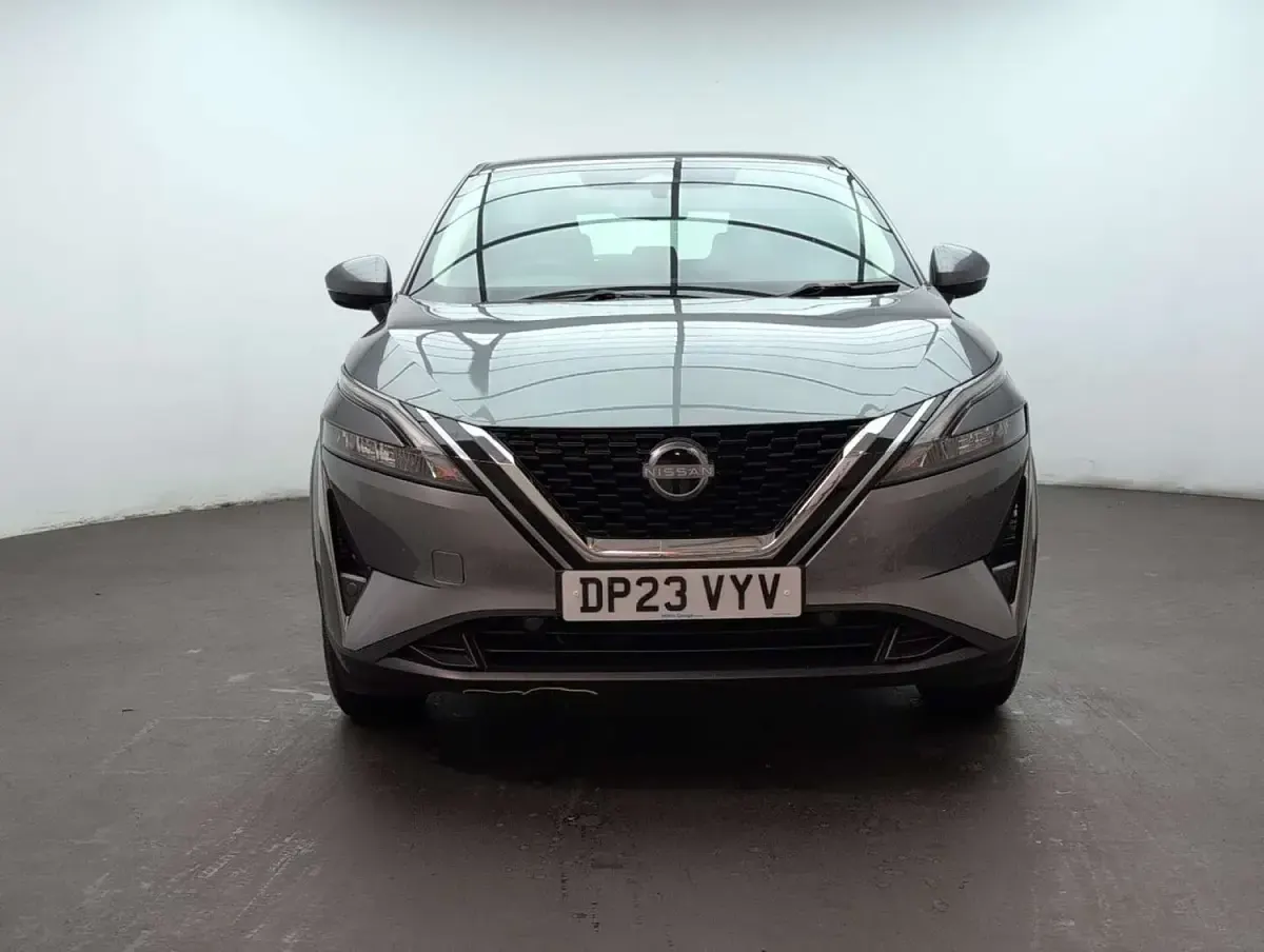 Used Nissan Qashqai Acenta Premium 140 HP (102 kW) 2023 Grey SUV