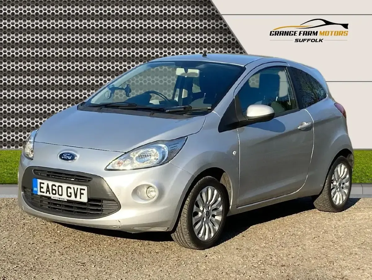Używany Ford Ka Zetec 69 KM (50 kW) 2010 Srebrny Hatchback