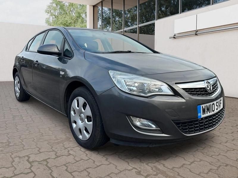 Grey Used 2010 Vauxhall Astra S Hatchback | £1,795 (Good price) - Image 1/4