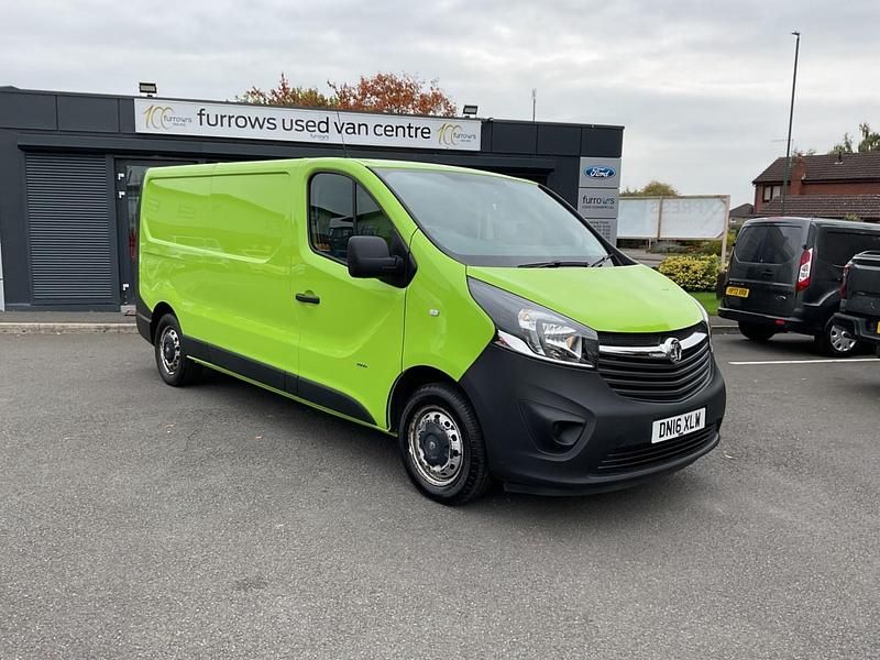 White Used 2016 Vauxhall Vivaro Sportive Van | £8,995 (Good price) - Image 1/3