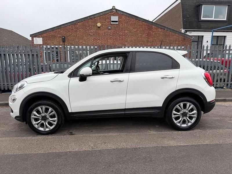 Used Fiat 500X Pop Star 140 HP (102 kW) 2015 White SUV