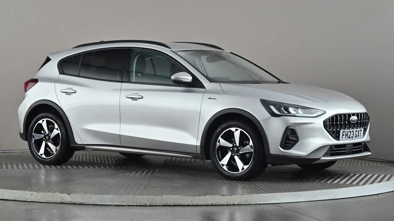 Used Ford Focus Active 155 HP (114 kW) 2023 Silver Hatchback