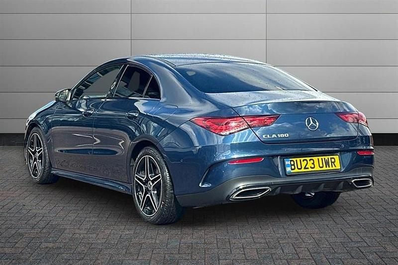 Used Mercedes CLA180 Executive 136 HP (100 kW) 2023 Blue Sedan