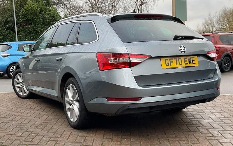 Used Skoda Superb SE Technology 150 HP (110 kW) 2022 Estate