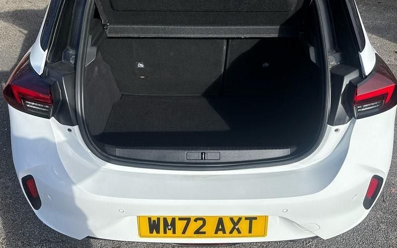 Used Vauxhall Corsa GS Line 75 HP (55 kW) 2022 White Hatchback