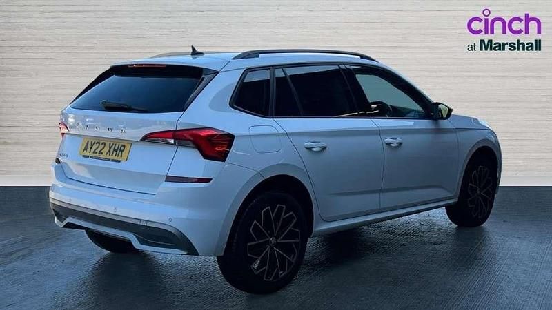 Used Skoda Kamiq SE Drive 95 HP (69 kW) 2022 White SUV