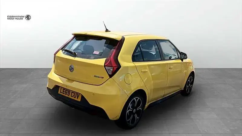 Used MG MG3 Exclusive 106 HP (77 kW) 2020 Yellow Hatchback