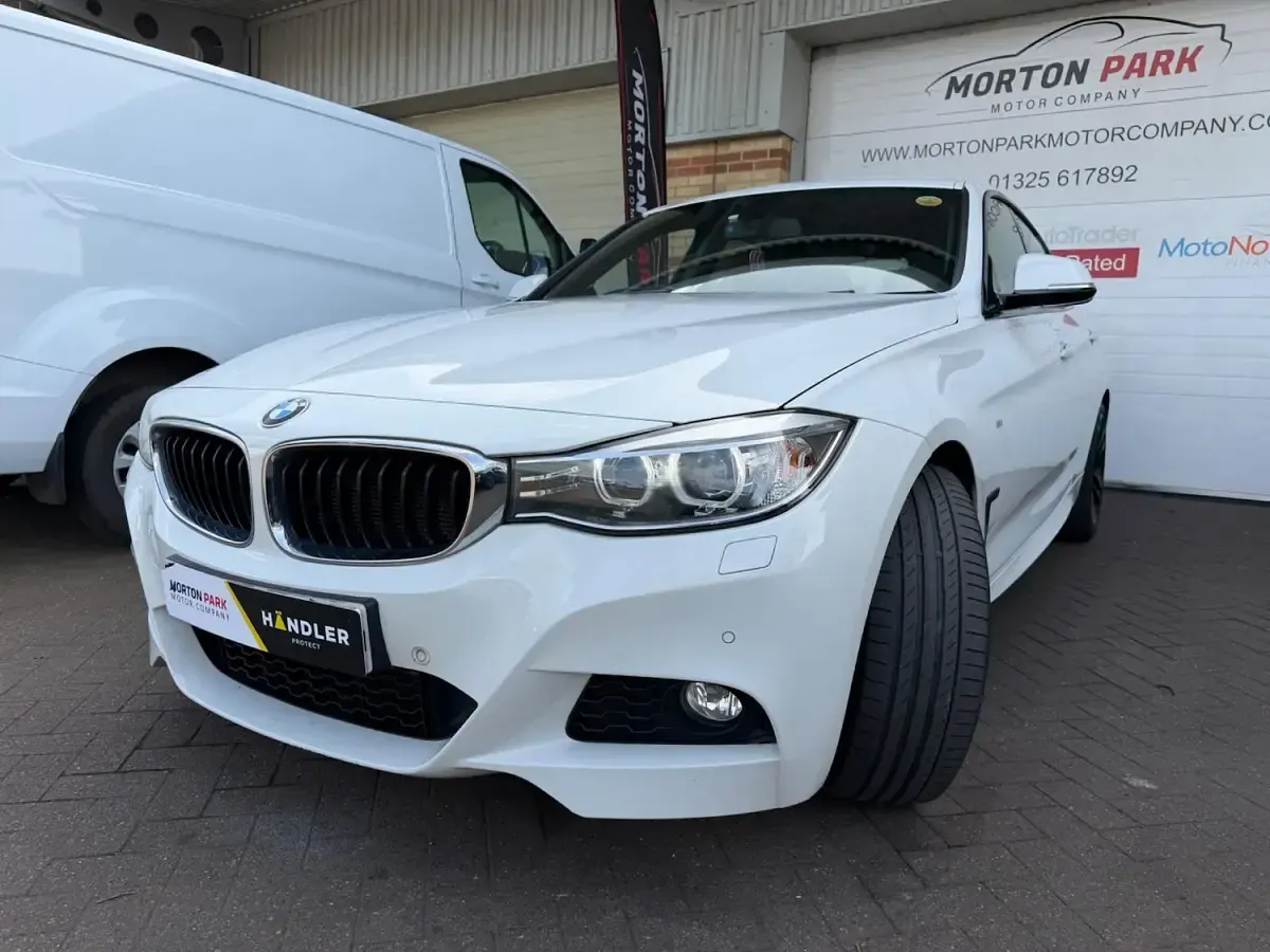 Used BMW 320 M Sport 2014 White Hatchback
