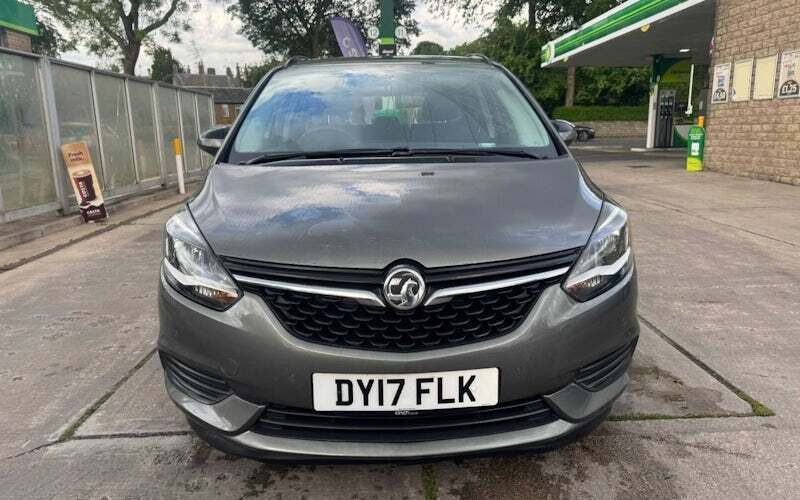 Used 2017 Vauxhall Zafira Tourer Design Edition MPV | £7,495 - Image 1/4