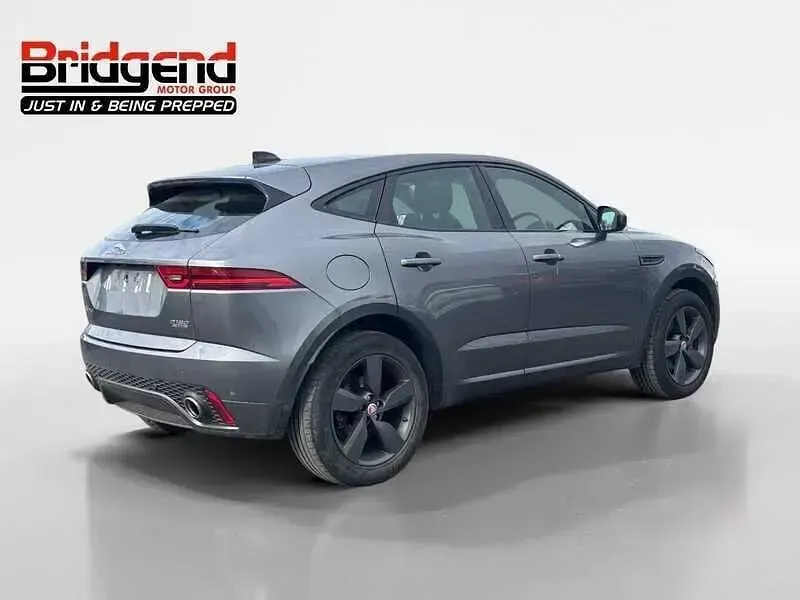 Usado Jaguar E-Pace Chequered Flag 2019 Cinzento SUV