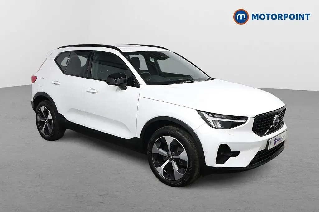 Begagnad Volvo XC40 Ultimate 197 HK (144 kW) 2023 SUV
